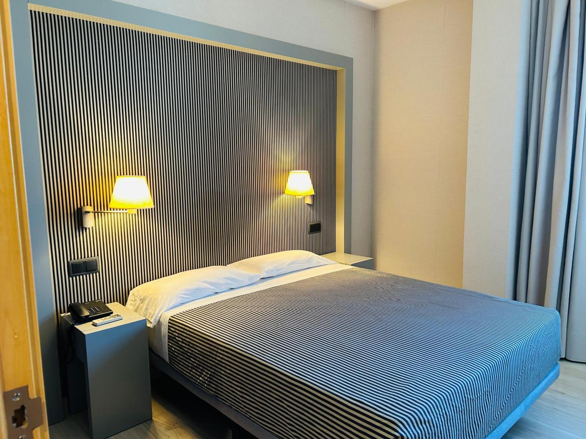 Hotel Ignacio - Palomargroup Chiva Bilik gambar